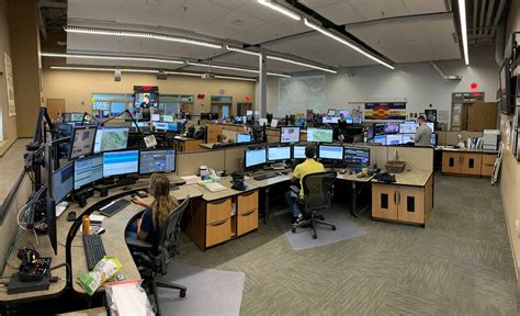 Denver 911 service affected by power outage at emergency communication center